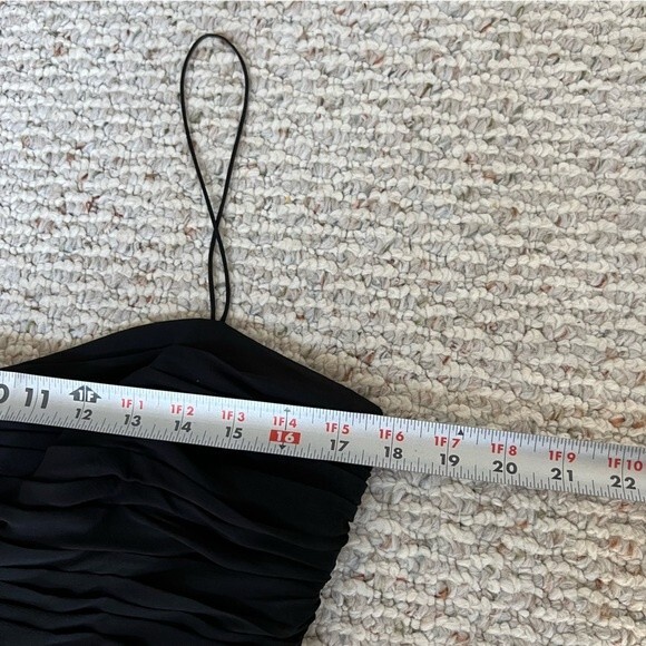 Anne Klein black 100% silk dress - Picture 6 of 11